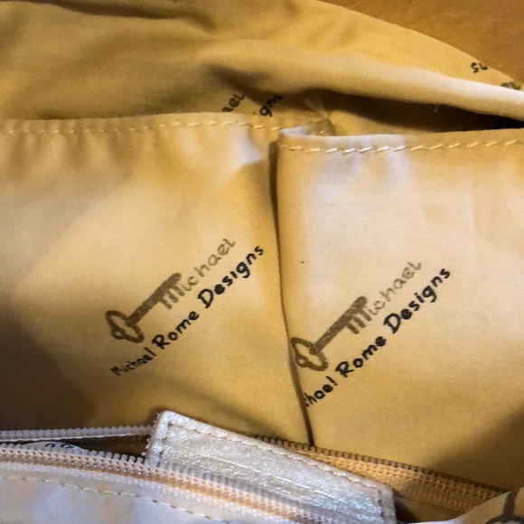 Michael Rome Leather Bag - Picture 4 of 7